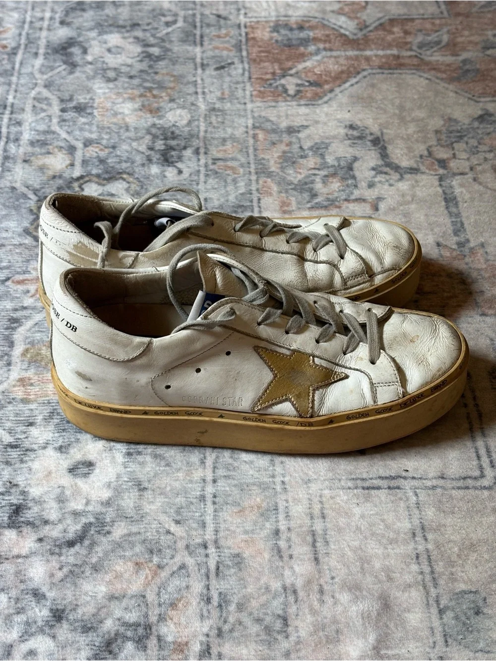 Golden Goose White/Gold Leather Hi Star Low Top Sneakers size 6.5/37